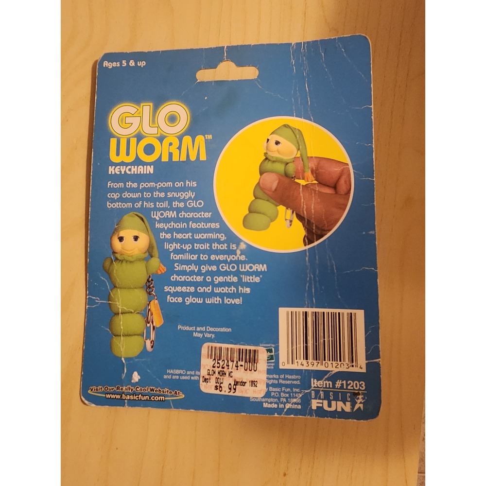 Vintage Glo Worm Keychain Basic Fun 1203 Light Up Plush Toy Green NIP - Picture 2 of 2